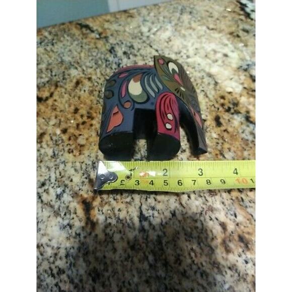 Ceylon Wooden Elephant Carved 3" Figure Hand Painted PW Home Decor Statue - Picture 10 of 10